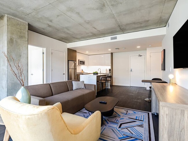 1550 NW Naito Pkwy unit ID1226764P, Portland, OR 97209 - photo 2