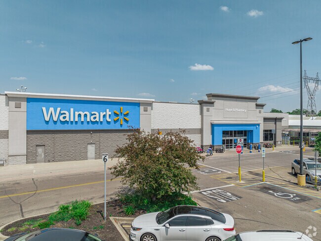 Walmart in Middletown offers convenient shopping near Hunter.