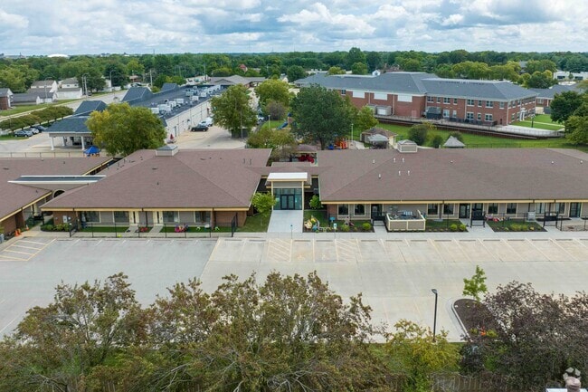 Next Generation School serves grades PK-8th and is located in Champaign, IL.