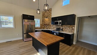 6290 Piquad Rd, Lima, OH 45807