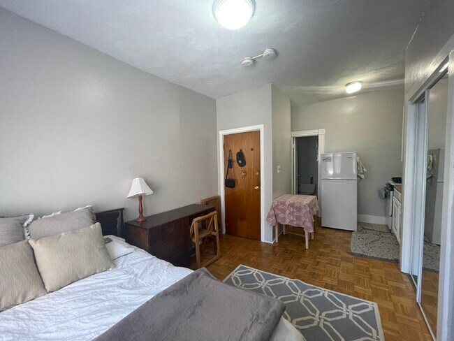 199 Saint Botolph St unit 24, Boston, MA 02115 - photo 5