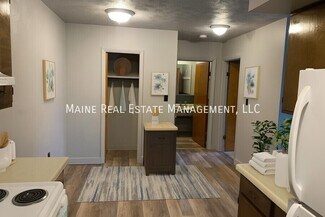 12 Wenbelle Dr Unit 202, Bucksport, ME 04416