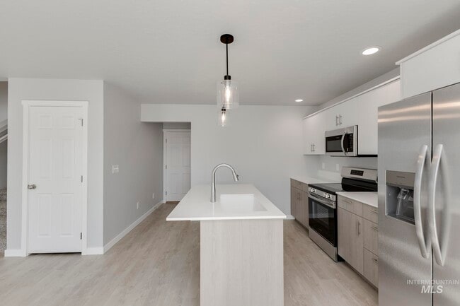 109 Bighorn St, Horseshoe Bend, ID 83629 - photo 6