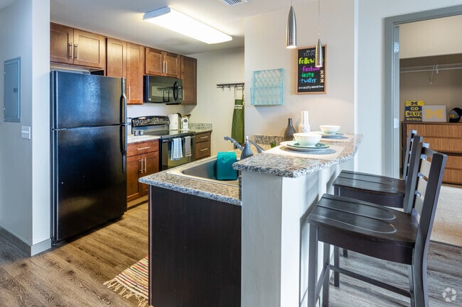 The Varsity(MI), Ann Arbor, MI 48104 - photo 7