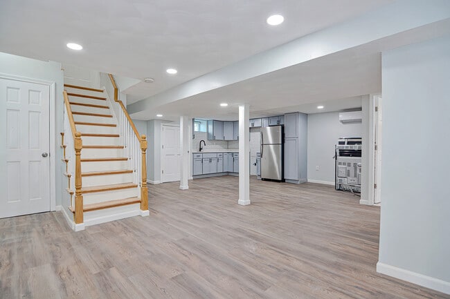 29 Laurel Rd, Milton, MA 02186 - photo 2