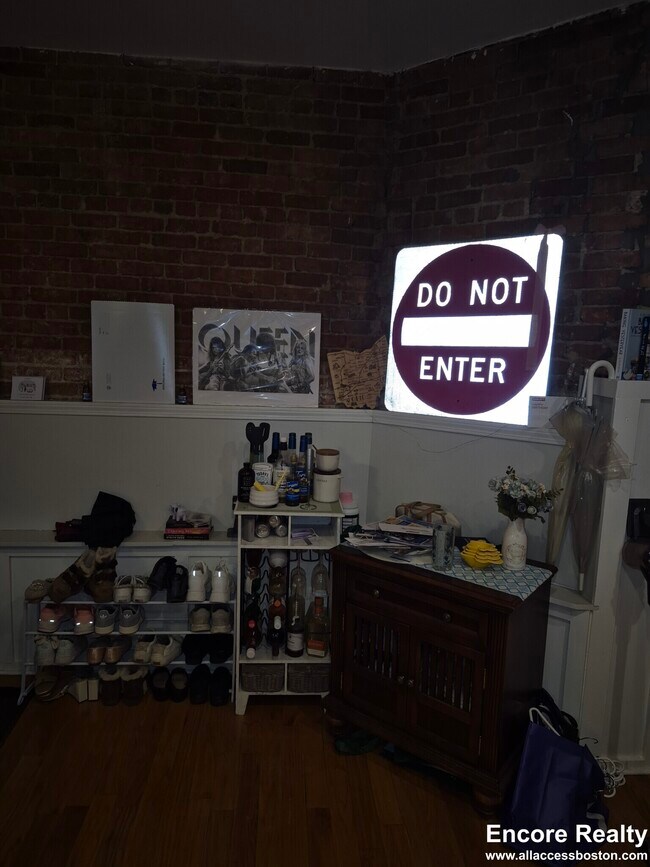 153 Salem St unit 13, Boston, MA 02113 - photo 7