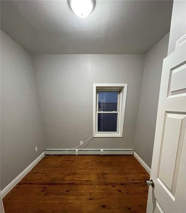 32 Fallon Ave, Providence, RI 02908 - photo 6