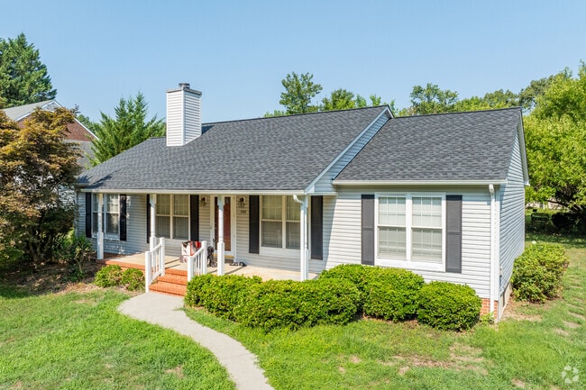 Find home in the Modern Ranch houses of Rio.