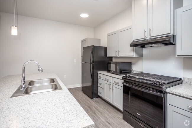 3BR, 2BA - The Junction/1,292 SF