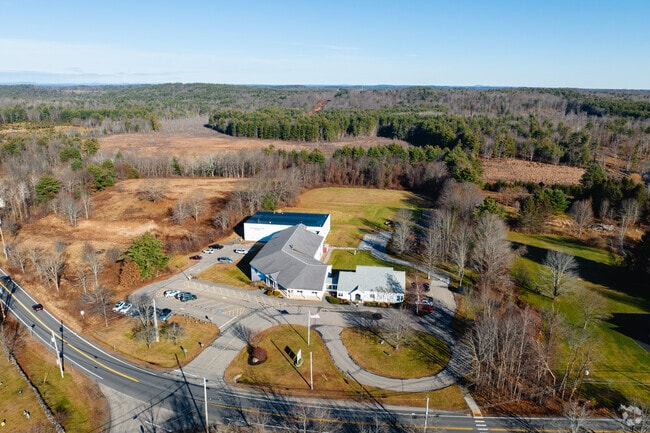 South Hampton Barnard School provides a well-rounded education and promotes academic excellence.