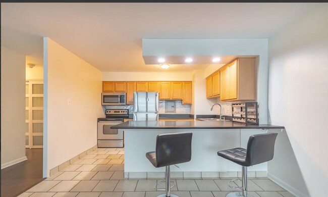 Sixty Thirty Condominium unit 2108, Chicago, IL 60660 - photo 7