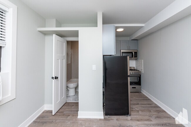 501 W Belmont Ave unit 7D, Chicago, IL 60657 - photo 4