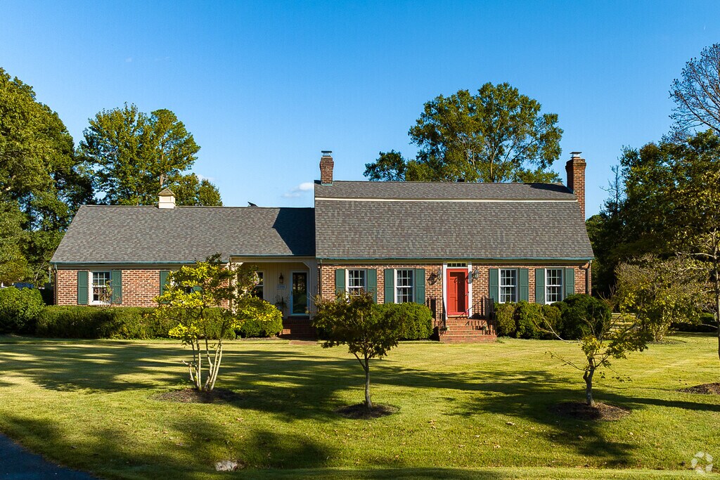 110 Beulah Rd, Sandston, VA 23150