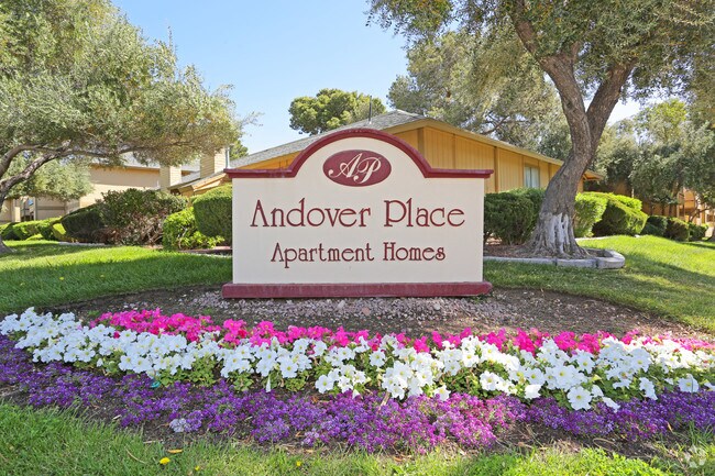 Andover Place, Las Vegas, NV 89119 - photo 2