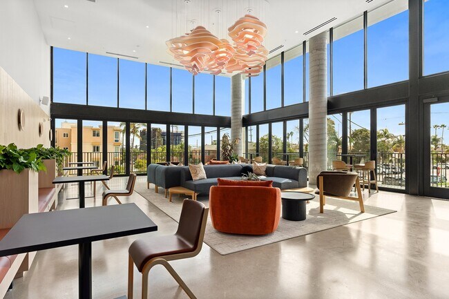 Monroe, San Diego, CA 92104 - photo 3