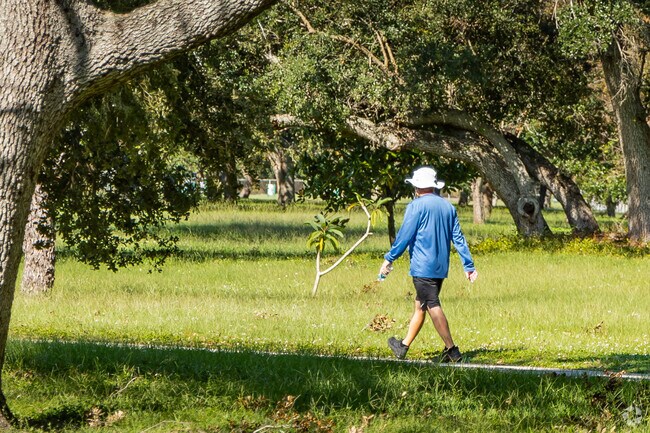 Interbay residents enjoy the outdoors with the bay waters right there.