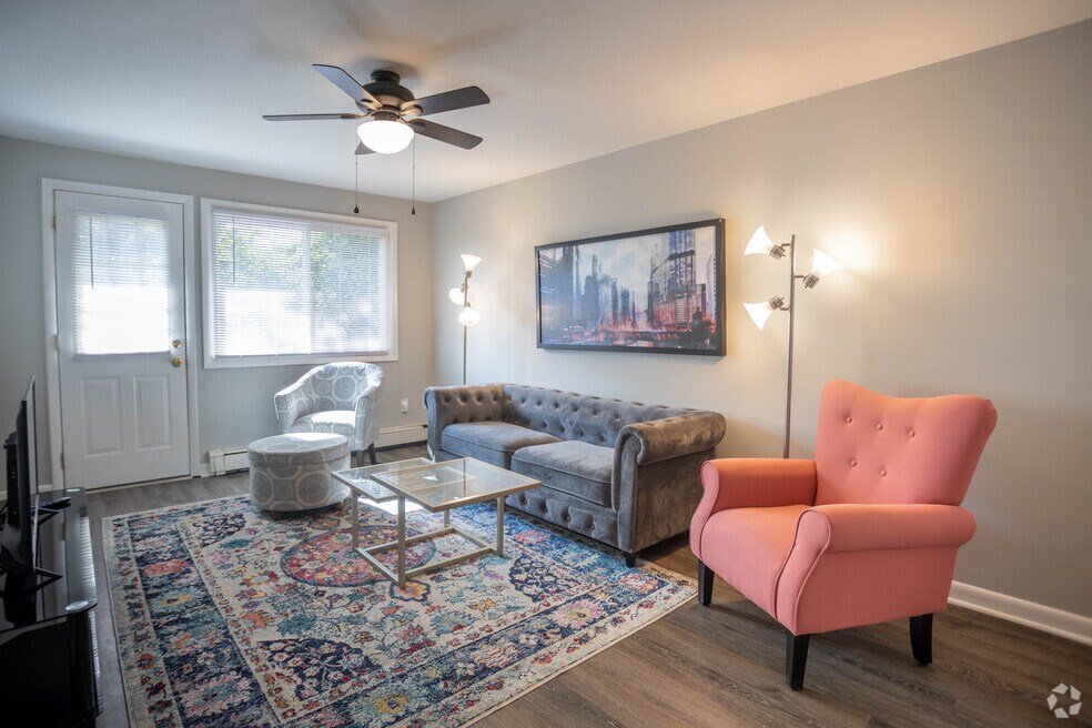 1817 Burnet Ave - Utilities Included, Syracuse, NY 13206 - photo 1