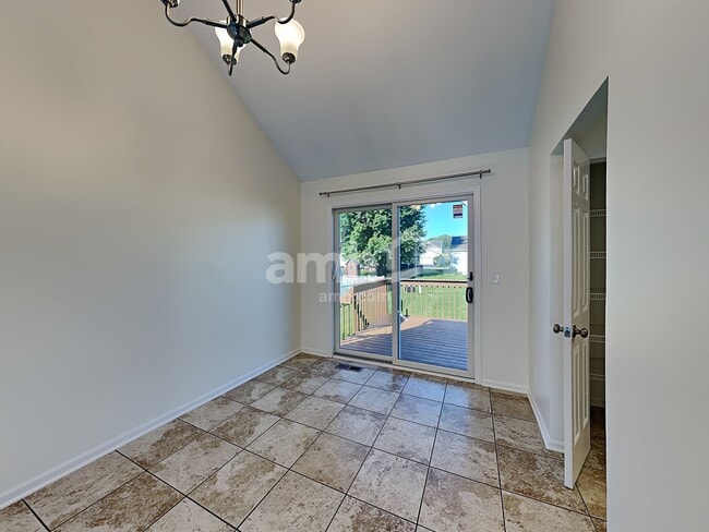 1531 Mallard Cir E, Newark, OH 43055 - photo 7