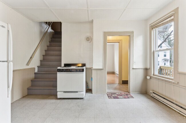 13 Ward St, Norwich, CT 06360 - photo 6