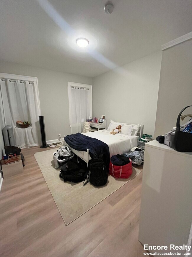 1189 Commonwealth Ave unit 9, Boston, MA 02134 - photo 2