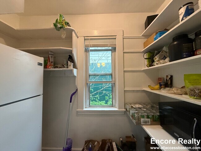 39 Turner St unit 3, Brighton, MA 02135 - photo 5