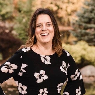 Laura DeLong