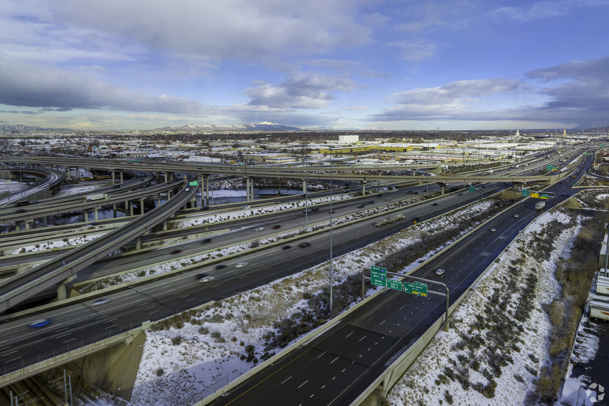 Interstate 15 connect Glendale to the wider Salt Lake City region.
