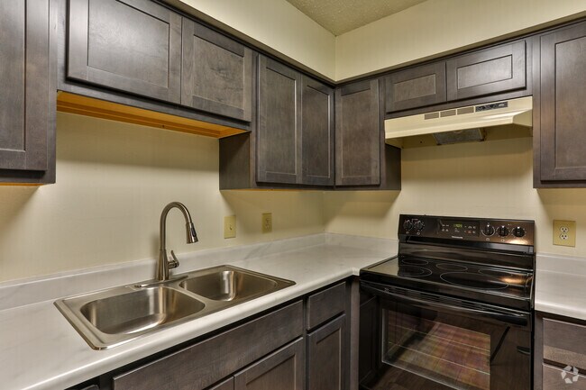 Mill Run Apartments, Columbia, SC 29223 - photo 3