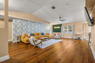 13734 76th Ave N Unit ID1023309P, Seminole, FL 33776