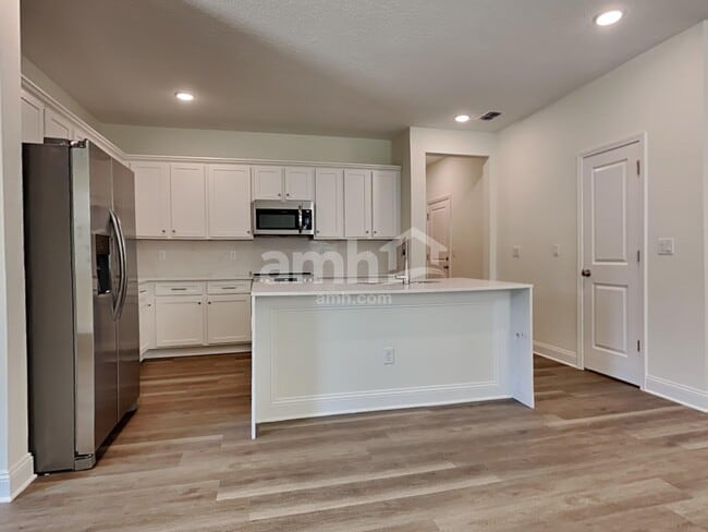 11643 Hillside Dr, Jacksonville, FL 32221 - photo 3