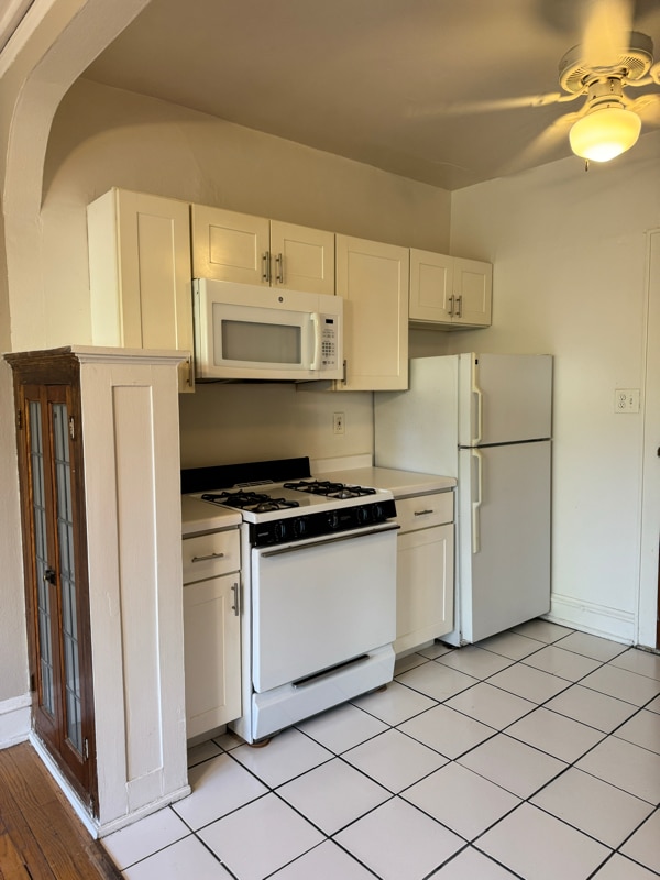3456 N Oakland Ave Unit 4, Milwaukee, WI 53211