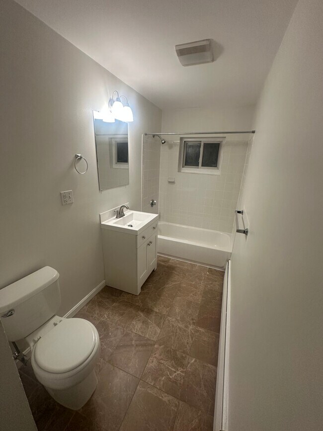 63 Selkirk Rd unit 7, Brighton, MA 02135 - photo 4