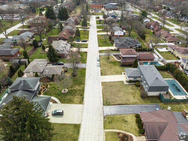The Navajo Hills has lots for residents to enjoy.
