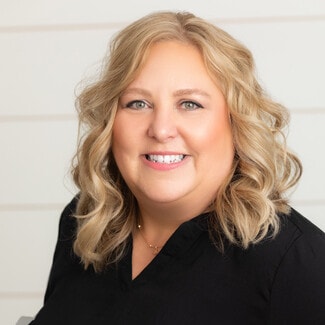 CONNIE GURTNER
