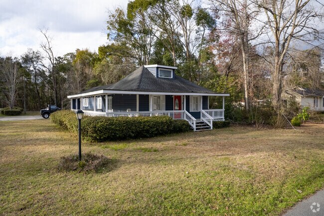 Jesup is home to many renovated historical homes.