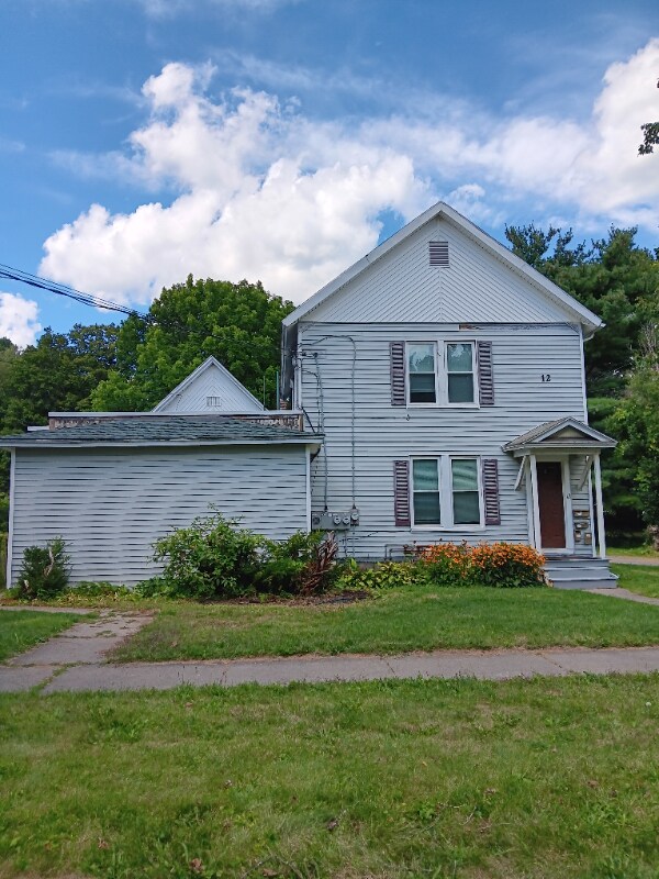 12 Park St, Cortland, NY 13045