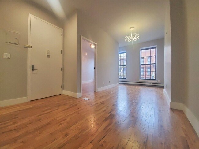 1084 Bedford Ave unit 2A, Brooklyn, NY 11216 - photo 5