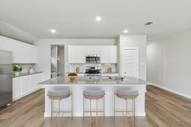 376 Blackwater Trail, Waxahachie, TX 75165 - photo 2