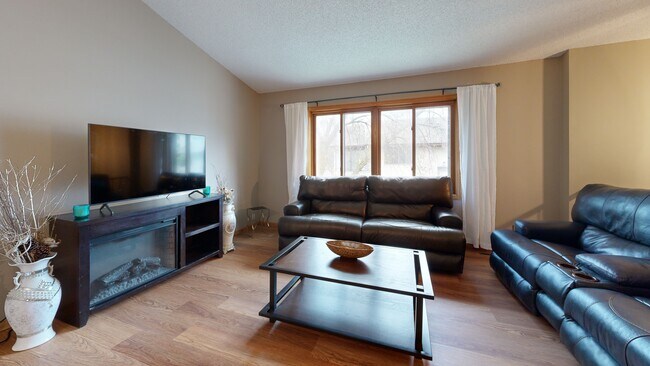 11726 88th Ave N, Maple Grove, MN 55369 - photo 2