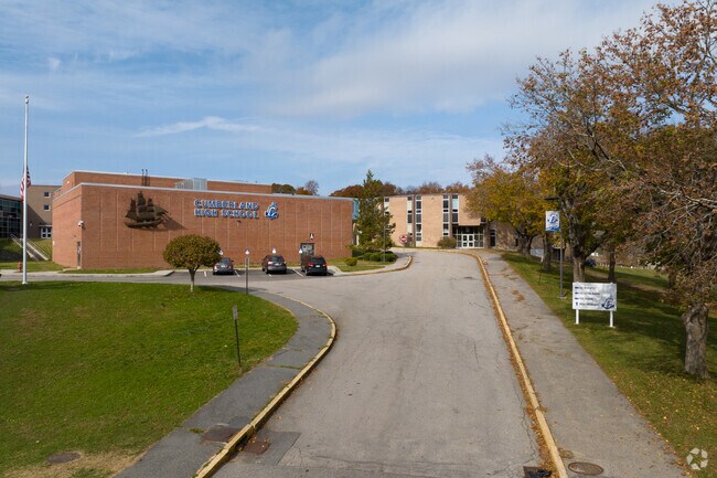 Cumberland High School receives a rating of B+ from niche.