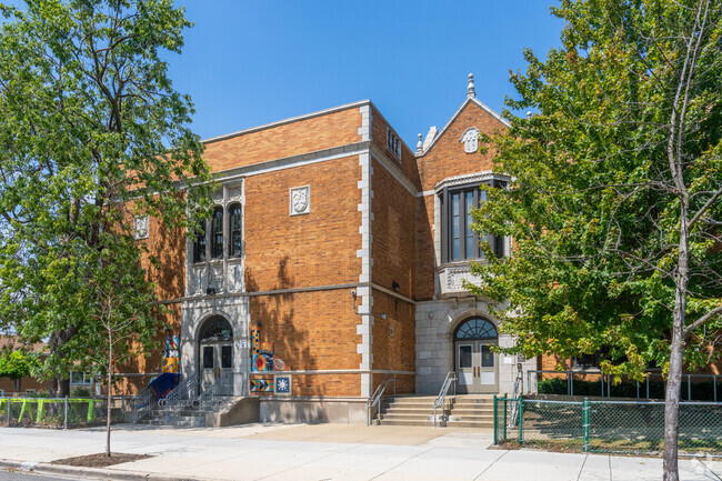 Peck Elementary School is a public school in Chicago.