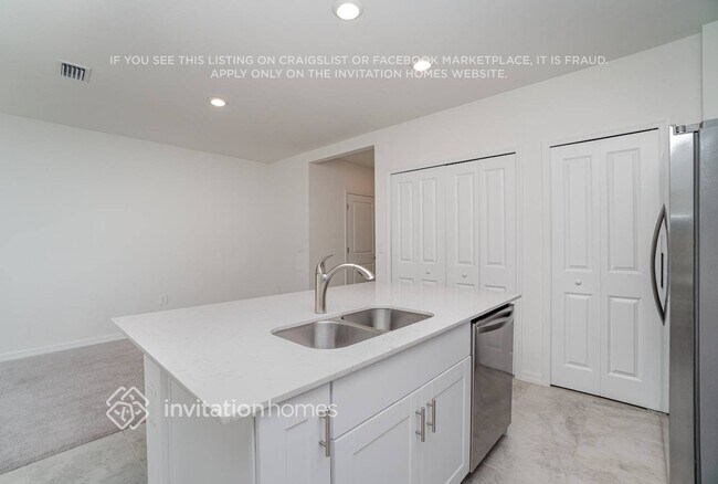 7169 Greenwood Park Cir, Fort Myers, FL 33967 - photo 6