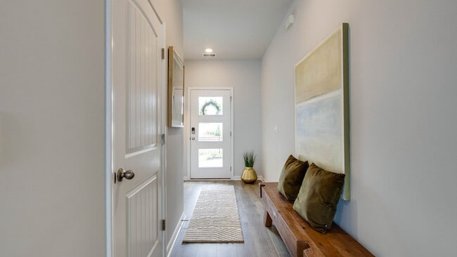 9063 Bluestem Cir, Bowling Green, KY 42104 - photo 3