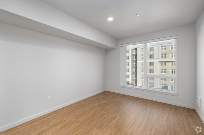 Waterleaf, Portland, OR 97201 - photo 6