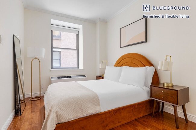 488 7th Ave unit FL3-ID2168, New York, NY 10018 - photo 6