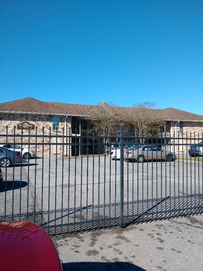 4518 Y A Tittle Ave Unit 6, Baton Rouge, LA 70820