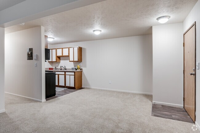 Lakeside Apartments, Battle Creek, MI 49014 - photo 4