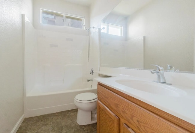 4255 E Morada Ln, Stockton, CA 95212 - photo 2