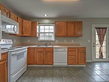 3115 W Walnut St, Johnson City, TN 37604 - photo 7