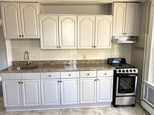 53 Jay St unit 2, North Attleboro, MA 02760 - photo 2